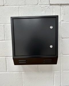 HOOK ON METER BOX 520 X 410 X 235 (Black)